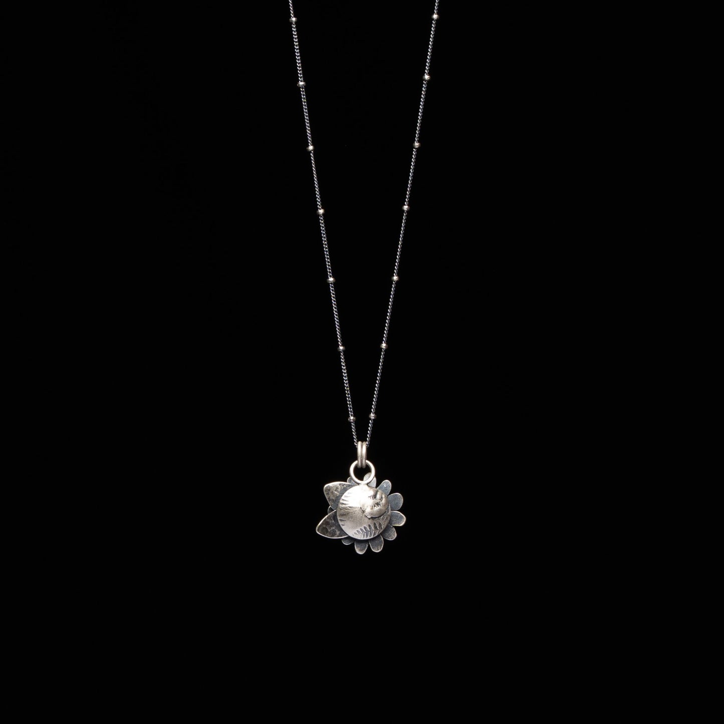 Silver Daisy Pendant