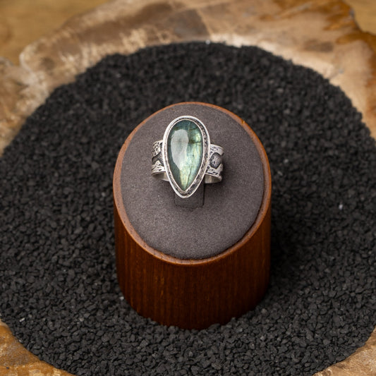 Labradorite Birch Bark Silver Ring sz 7 & 1/4