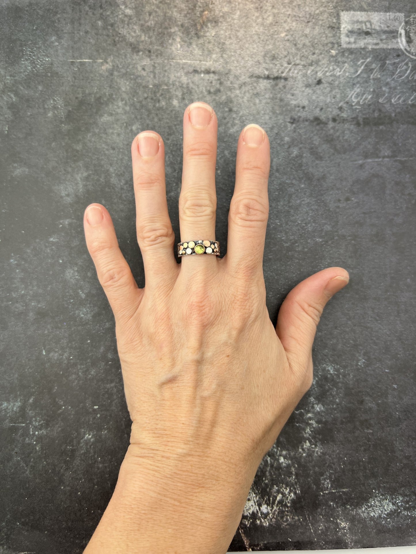 Peridot River Rock Ring sz 6