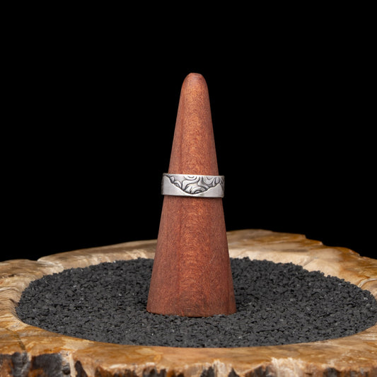 Silver Mountain Ring sz 9.25