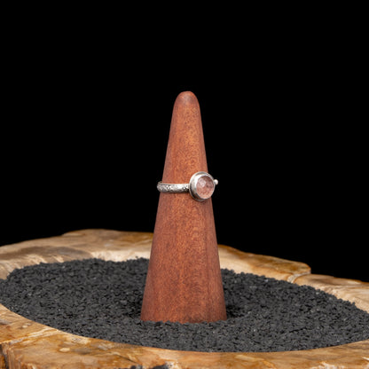 Strawberry Quartz Silver Ring sz 6