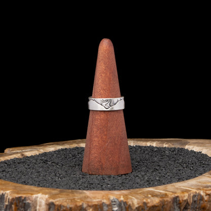 Silver Mountain Ring sz 9