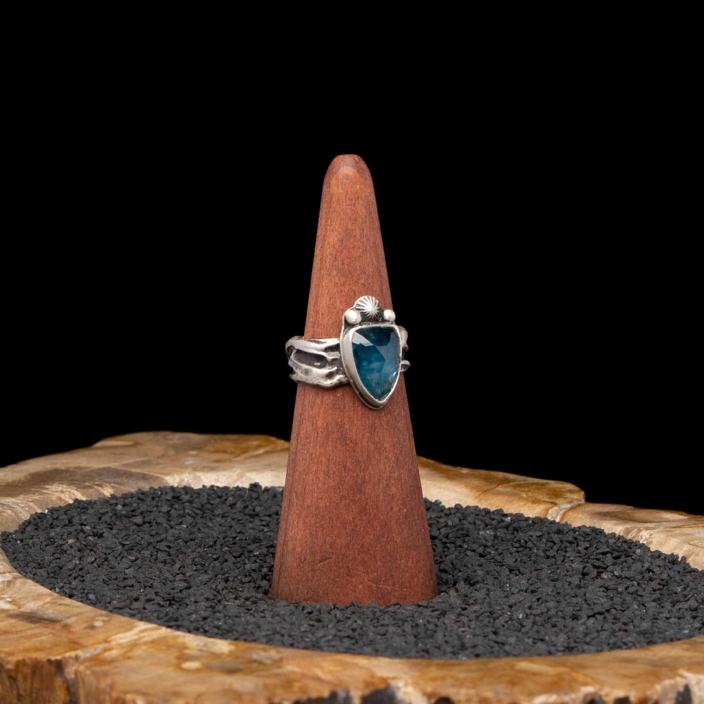 Kyanite Silver Ring sz 8.5