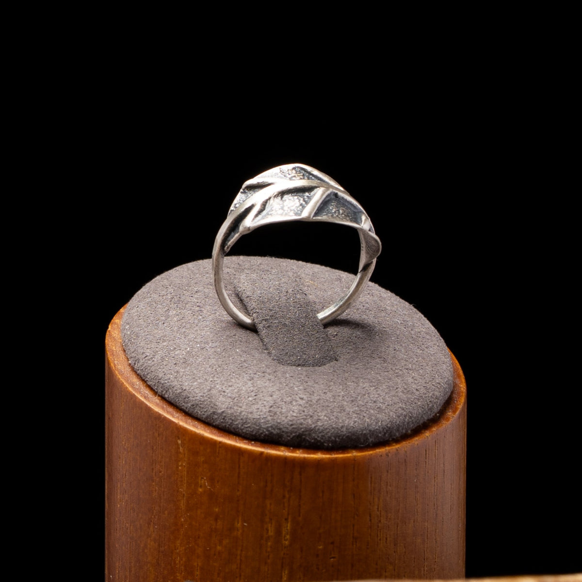 Silver Leaf Ring Size 7.5