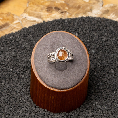 Golden Rutilated Quartz Size 7.5