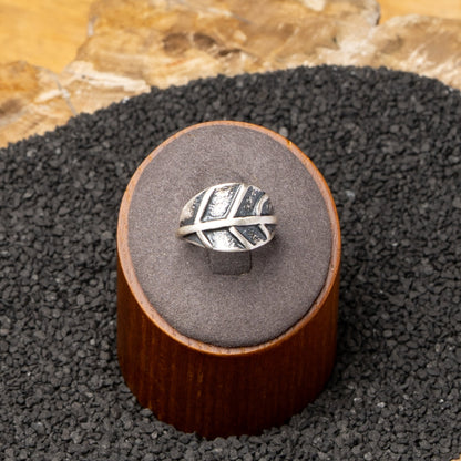 Silver Leaf Ring Size 7.25