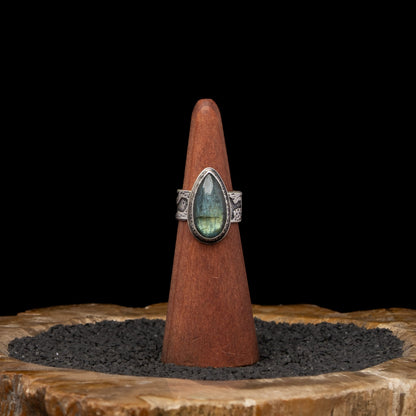 Labradorite Birch Bark Silver Ring sz 7 & 1/4