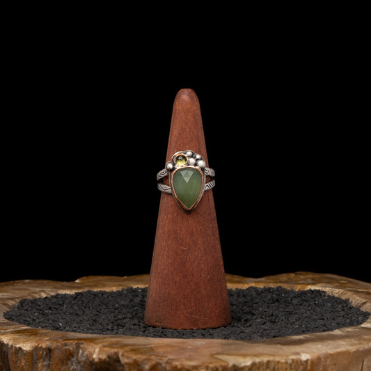 Serpentine & Peridot Silver Ring sz 6.5