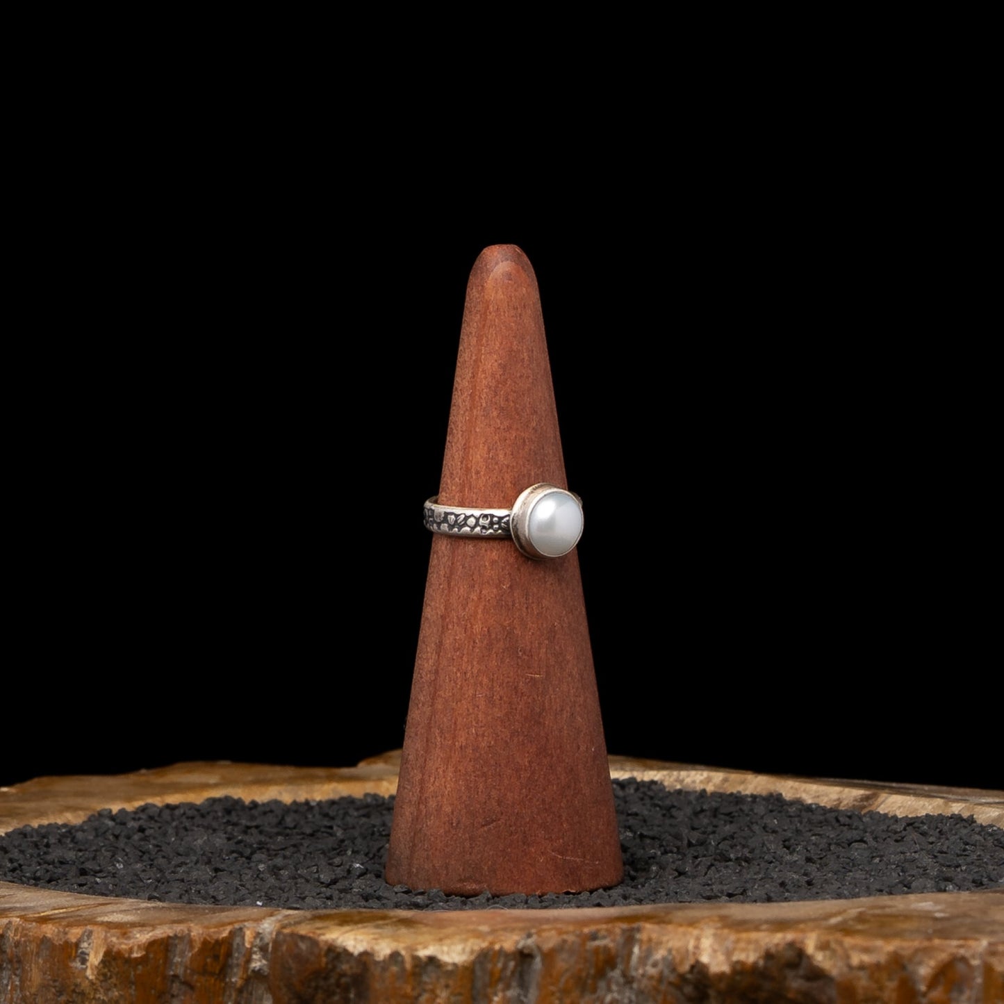 Pearl Silver Ring sz 7