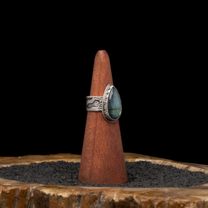 Labradorite Birch Bark Silver Ring sz 7 & 1/4